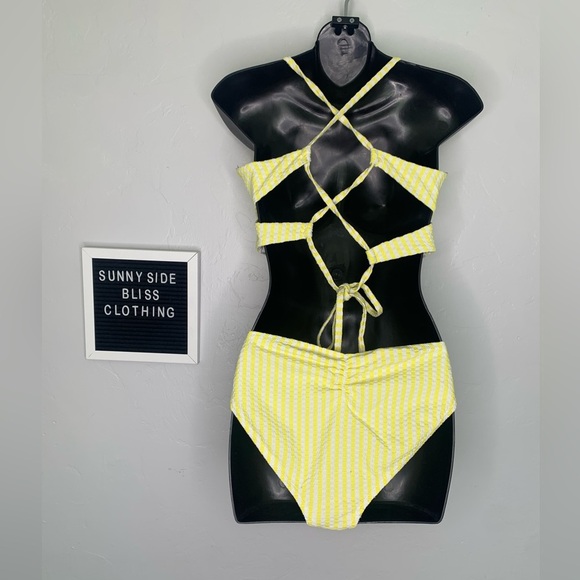 Jessica Simpson Yellow White Stripe Bikini Set Size Medium Crisscross Swim - Picture 5 of 10